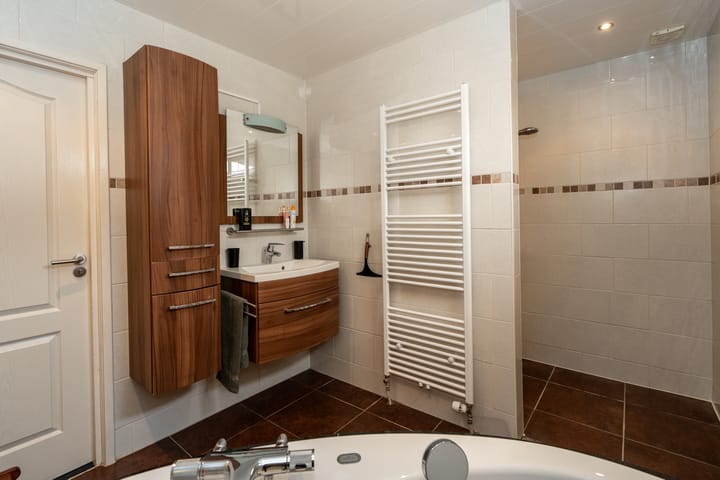 Foto 22 van Doorsneeweg 33