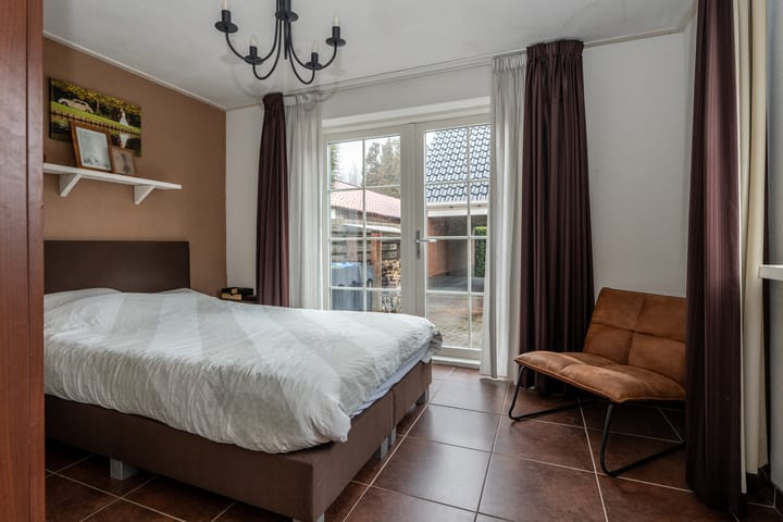 Foto 24 van Doorsneeweg 33