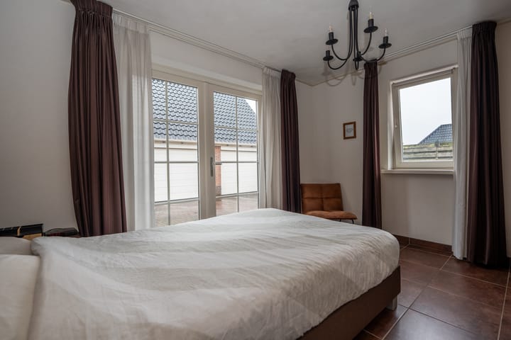 Foto 25 van Doorsneeweg 33