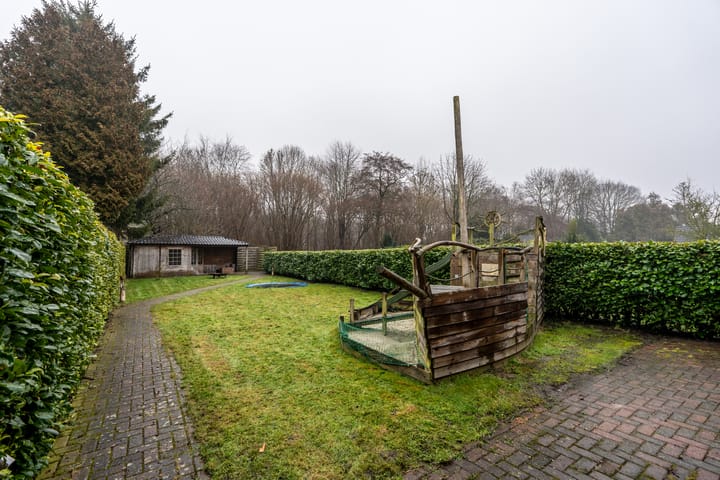 Foto 43 van Doorsneeweg 33