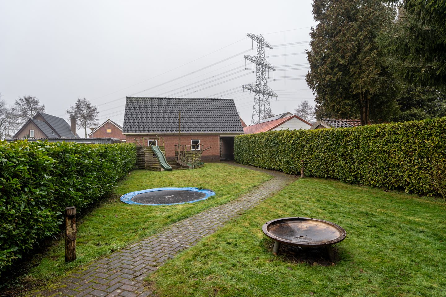 Foto 44 van Doorsneeweg 33