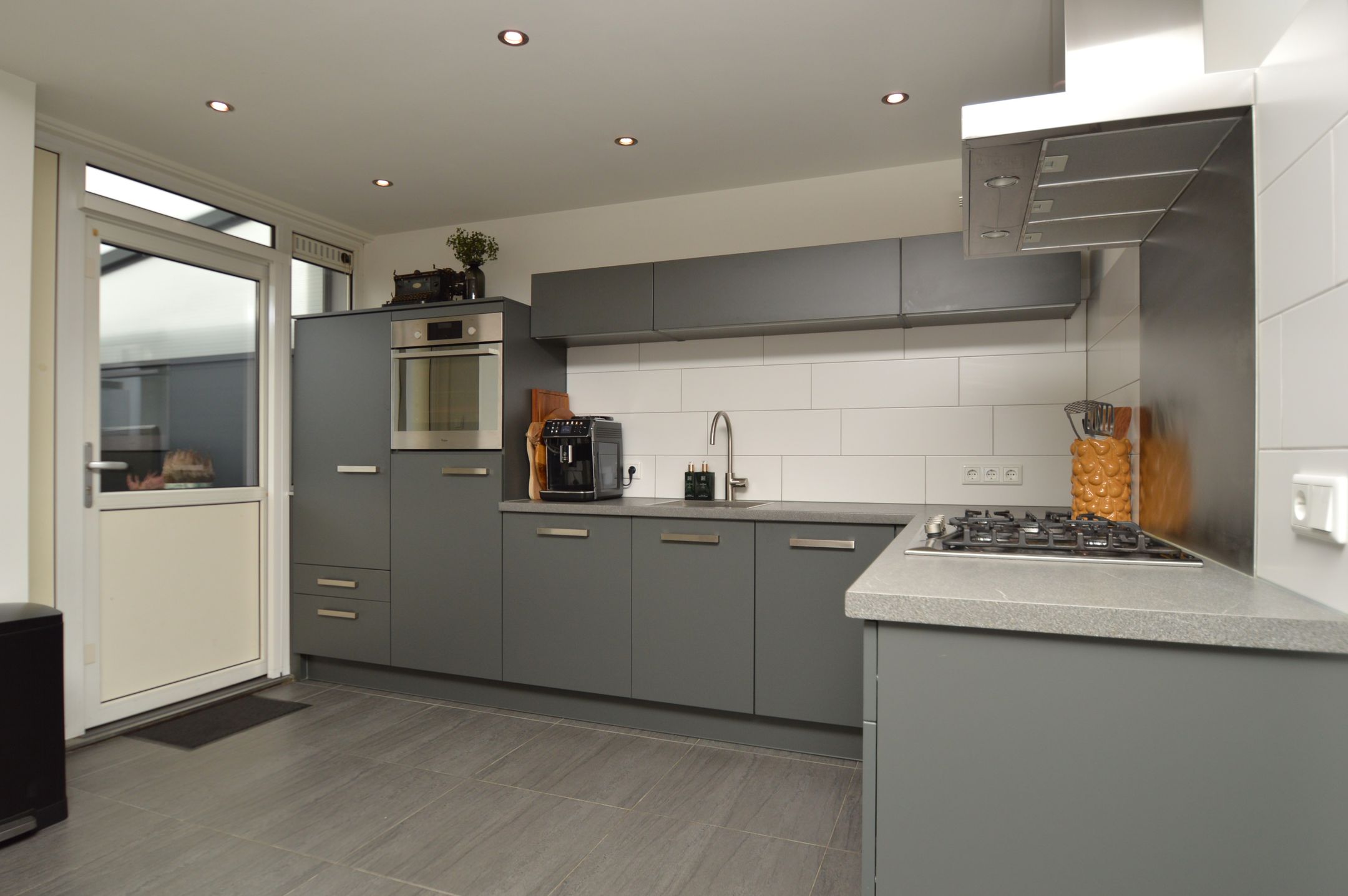 Photo 6 of Roothaertstraat 33