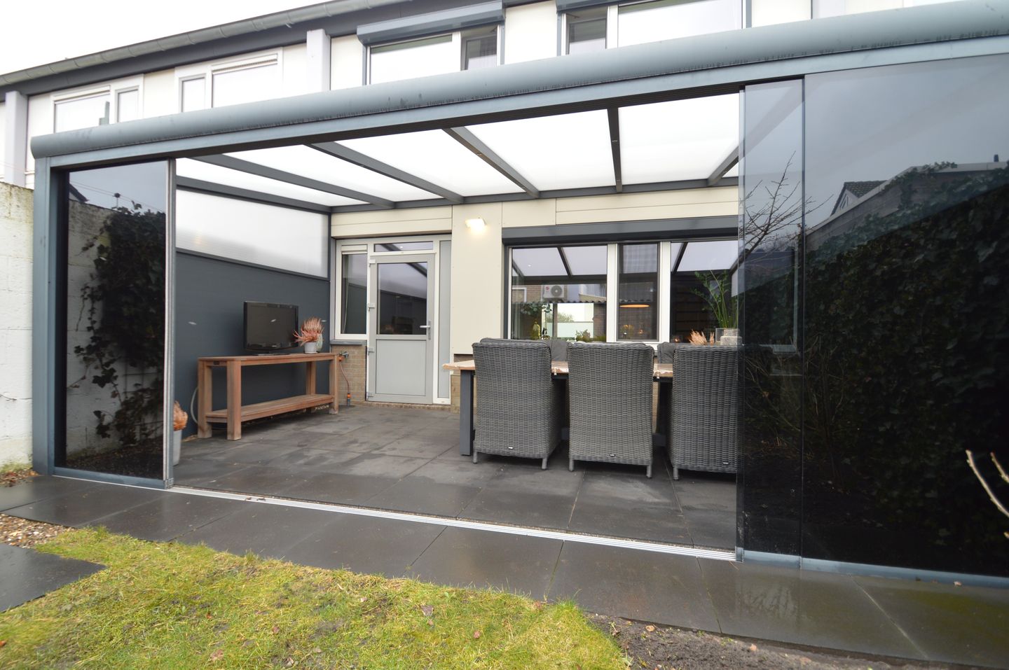 Photo 25 of Roothaertstraat 33