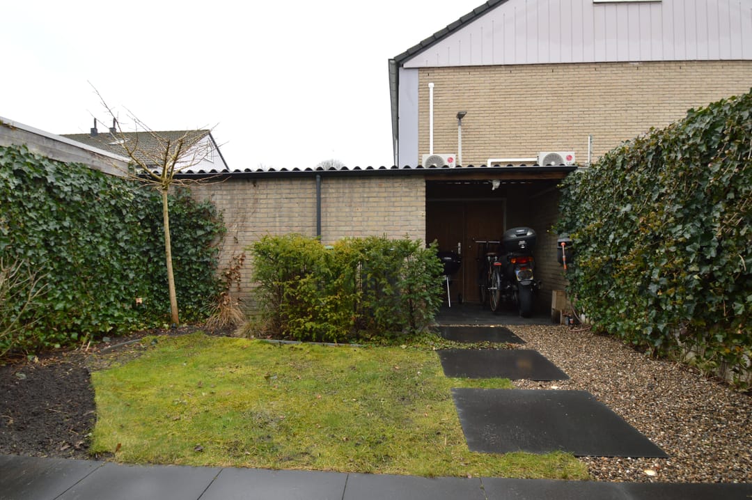 Photo 26 of Roothaertstraat 33