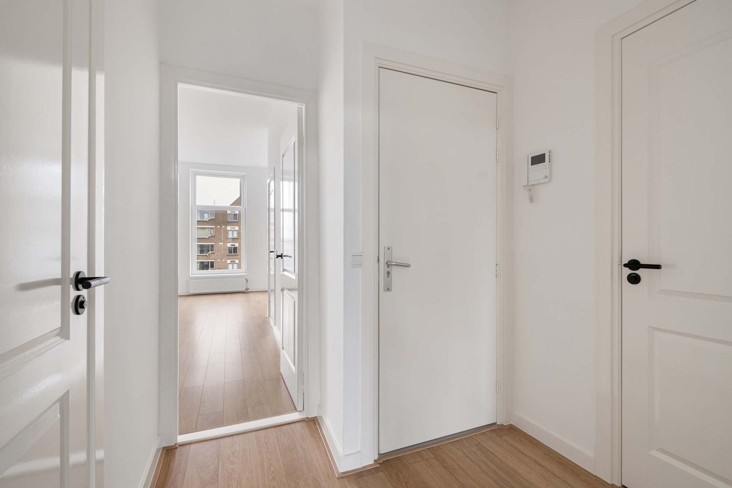 Foto 14 van Westzeedijk 74-A02