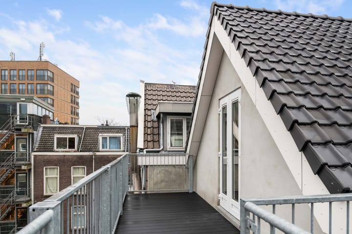 Photo 2 of Westzeedijk 74-A03