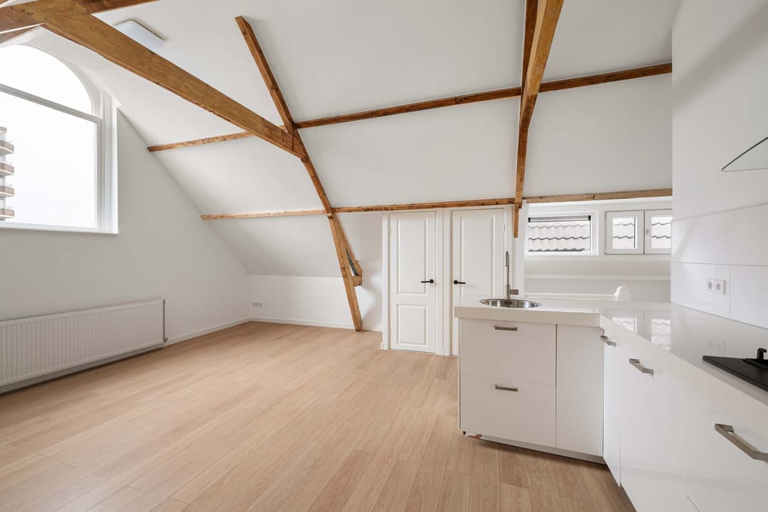 Foto 8 van Westzeedijk 74-A03