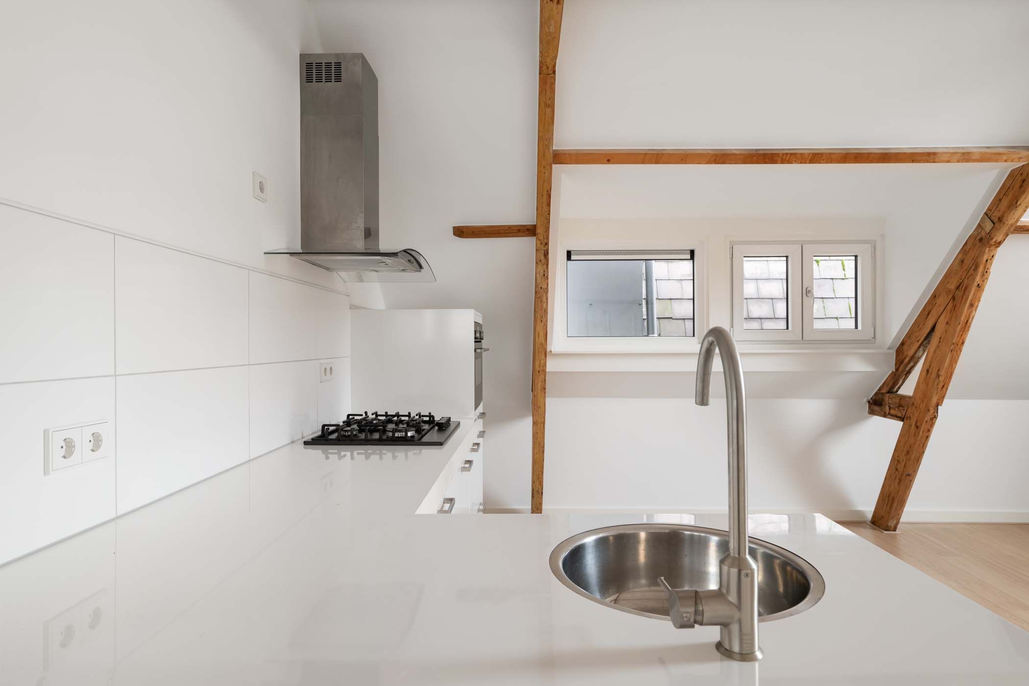 Foto 9 van Westzeedijk 74-A03