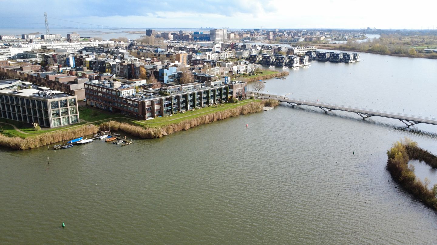 Foto 49 van Pedro de Medinalaan 192