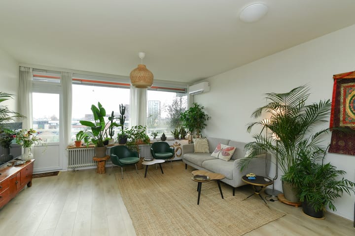 Photo 2 of Zwanensingel 212