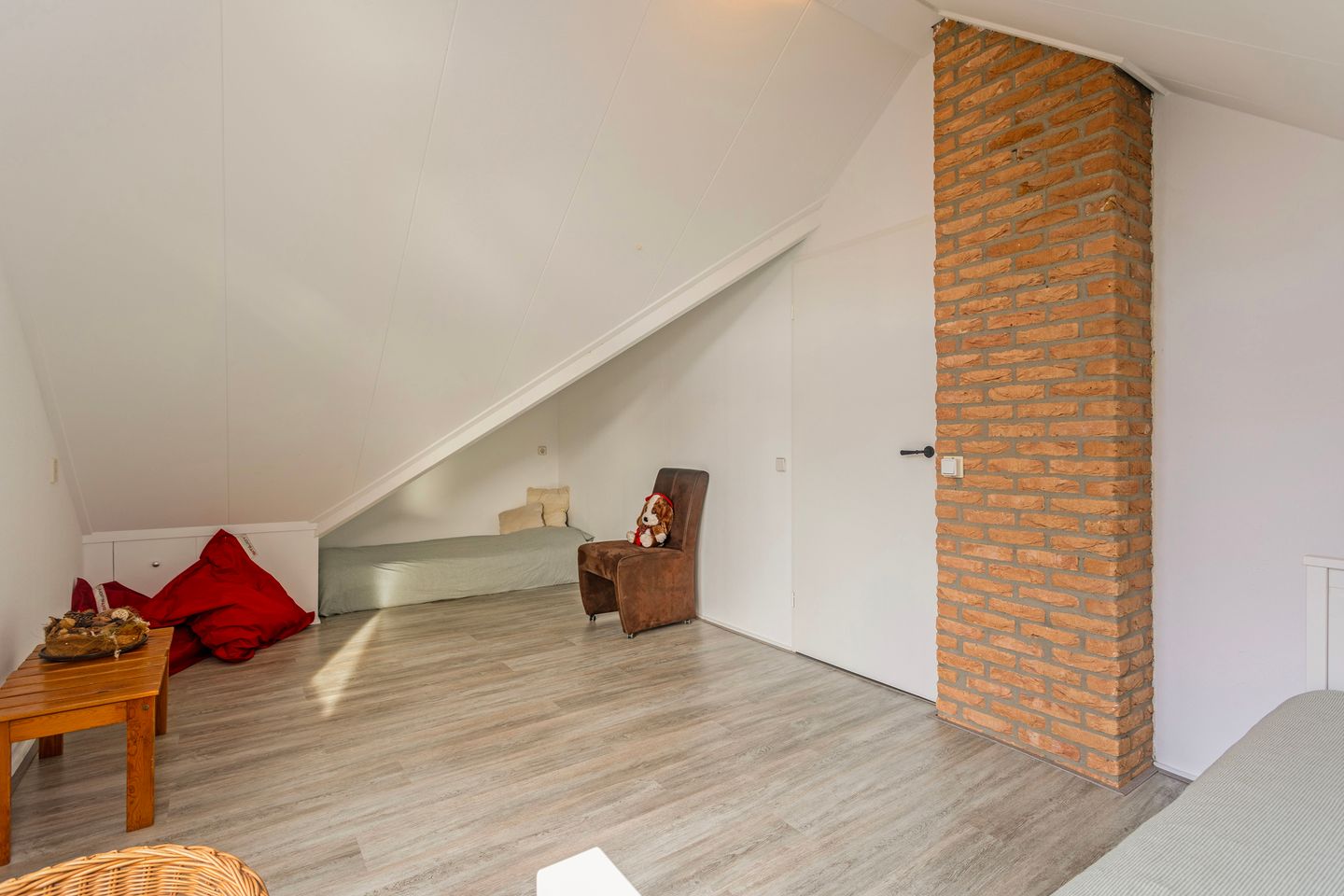 Photo 34 of De Banier 25