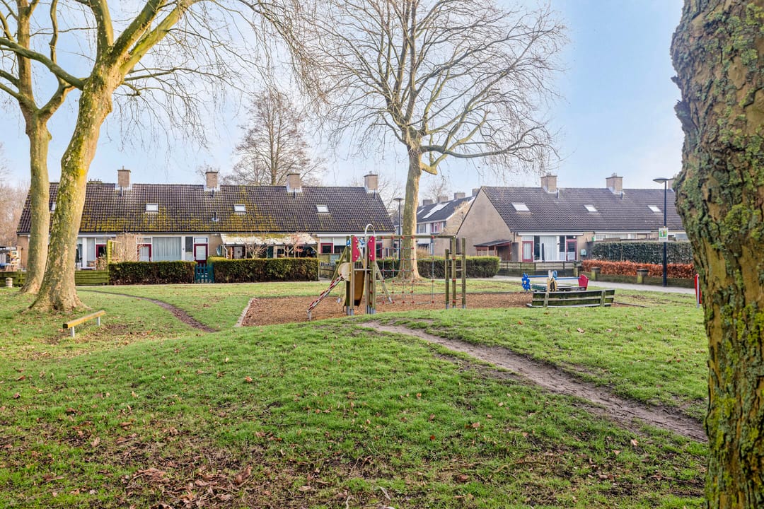 Photo 43 of De Banier 25