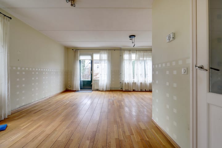 Photo 4 of Bessenweg 33