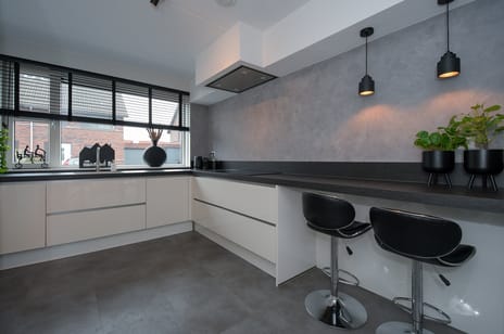 Kamille 4 tertiary image