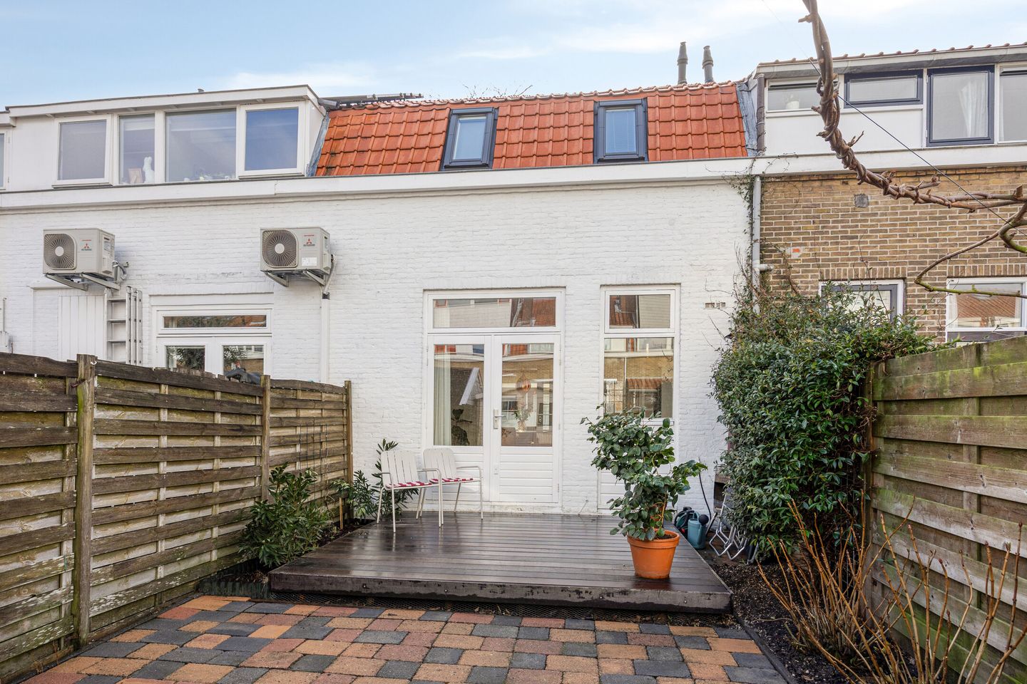 907.jpg?options=width=1440