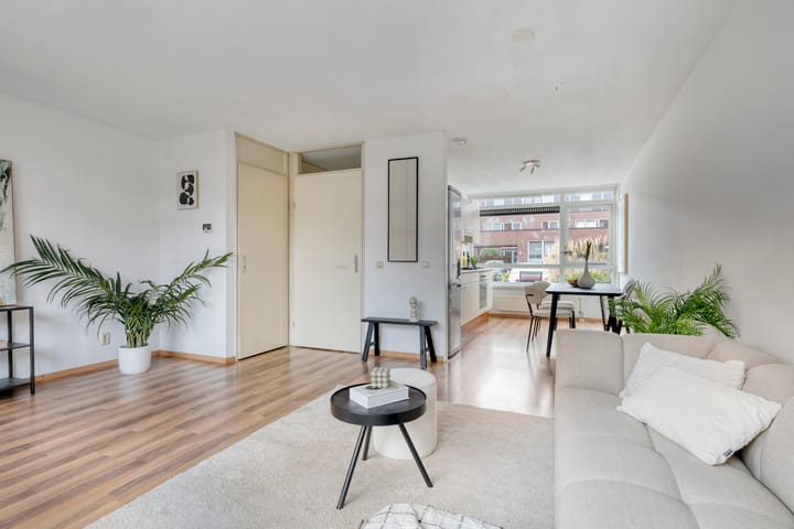 Foto 9 van D. Marotstraat 83