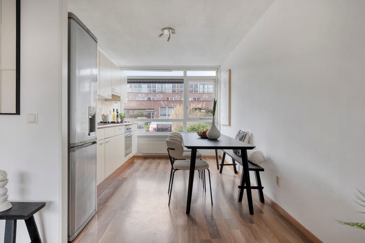 Foto 12 van D. Marotstraat 83