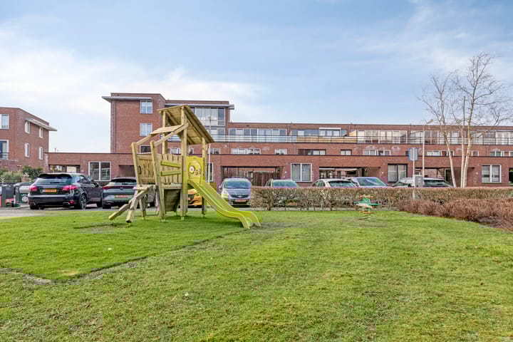 Foto 42 van D. Marotstraat 83