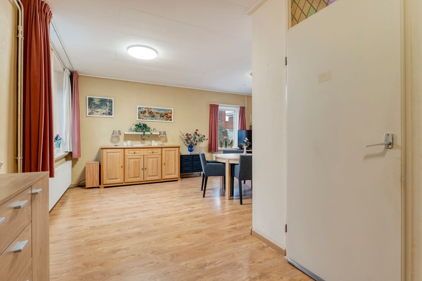 Photo 10 of R. Schuilingstraat 26