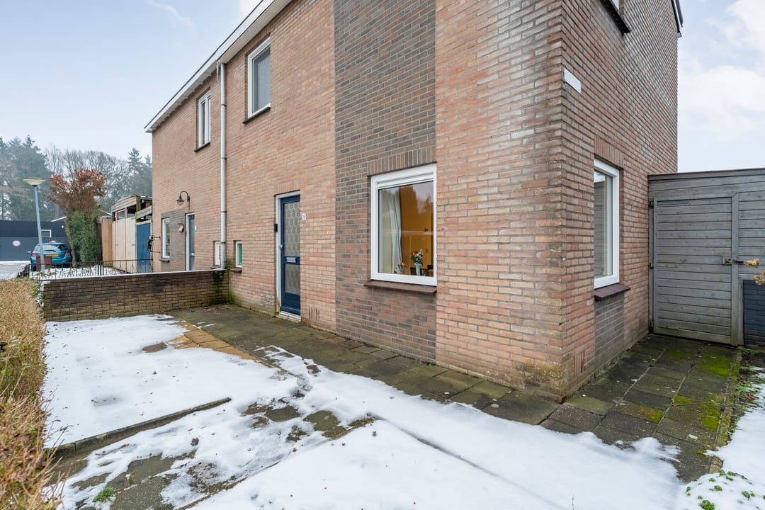 Photo 38 of R. Schuilingstraat 26