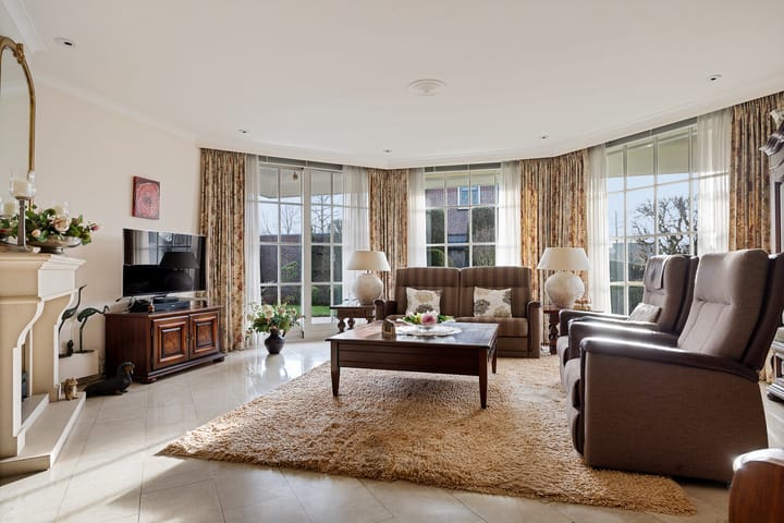 Photo 2 of Muldersweg 10