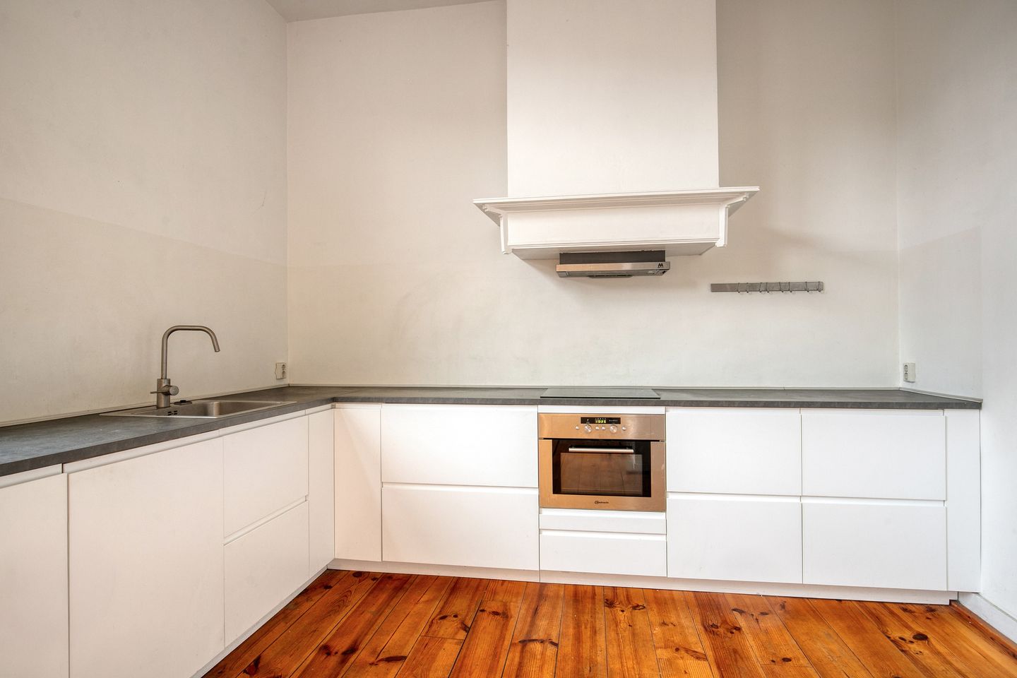 Photo 19 of Telefoonstraat 14