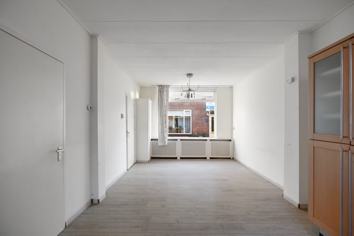 Photo 4 of Wagenstraat 8