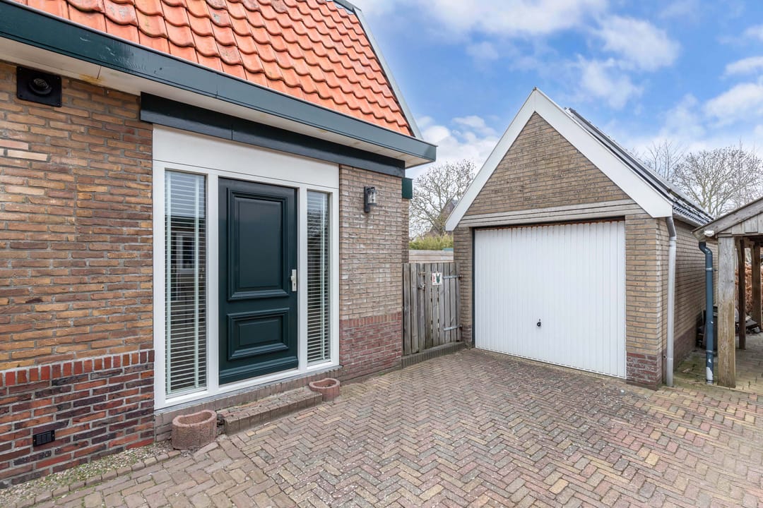 Foto 2 van Adelenstrjitte 24