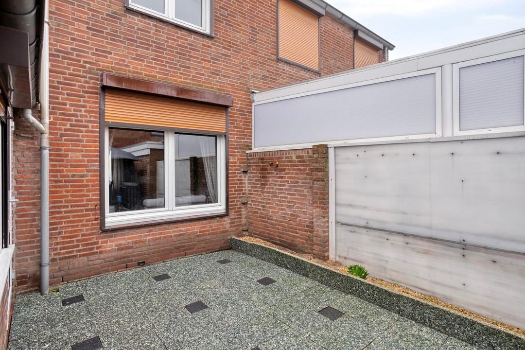 Photo 11 of Prins Hendrikstraat 48