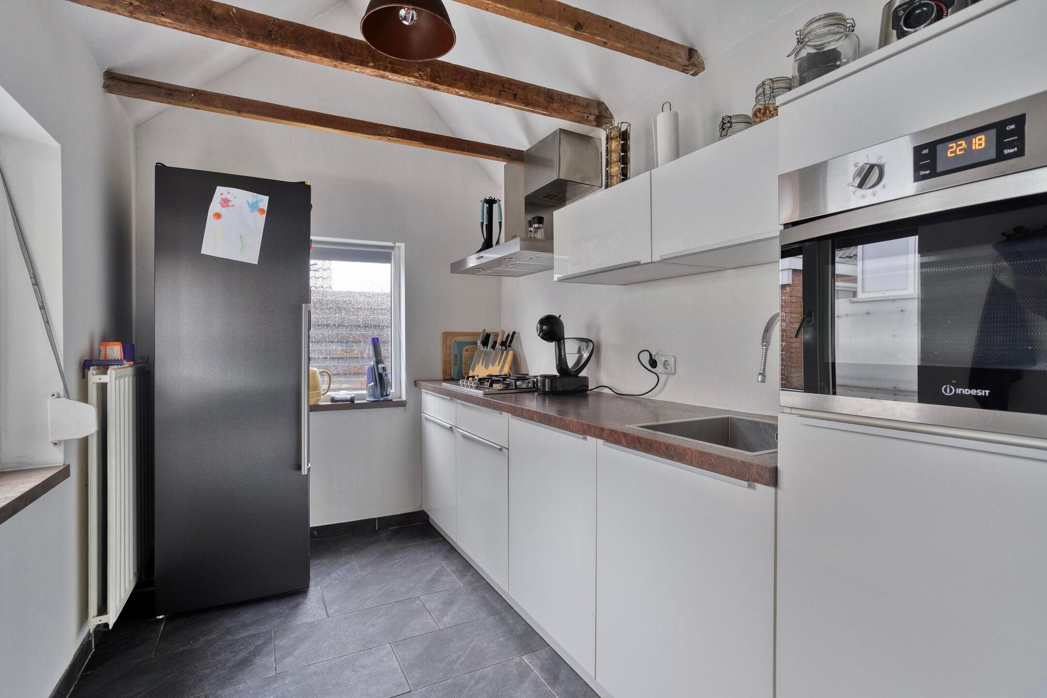 Photo 9 of Prins Hendrikstraat 48