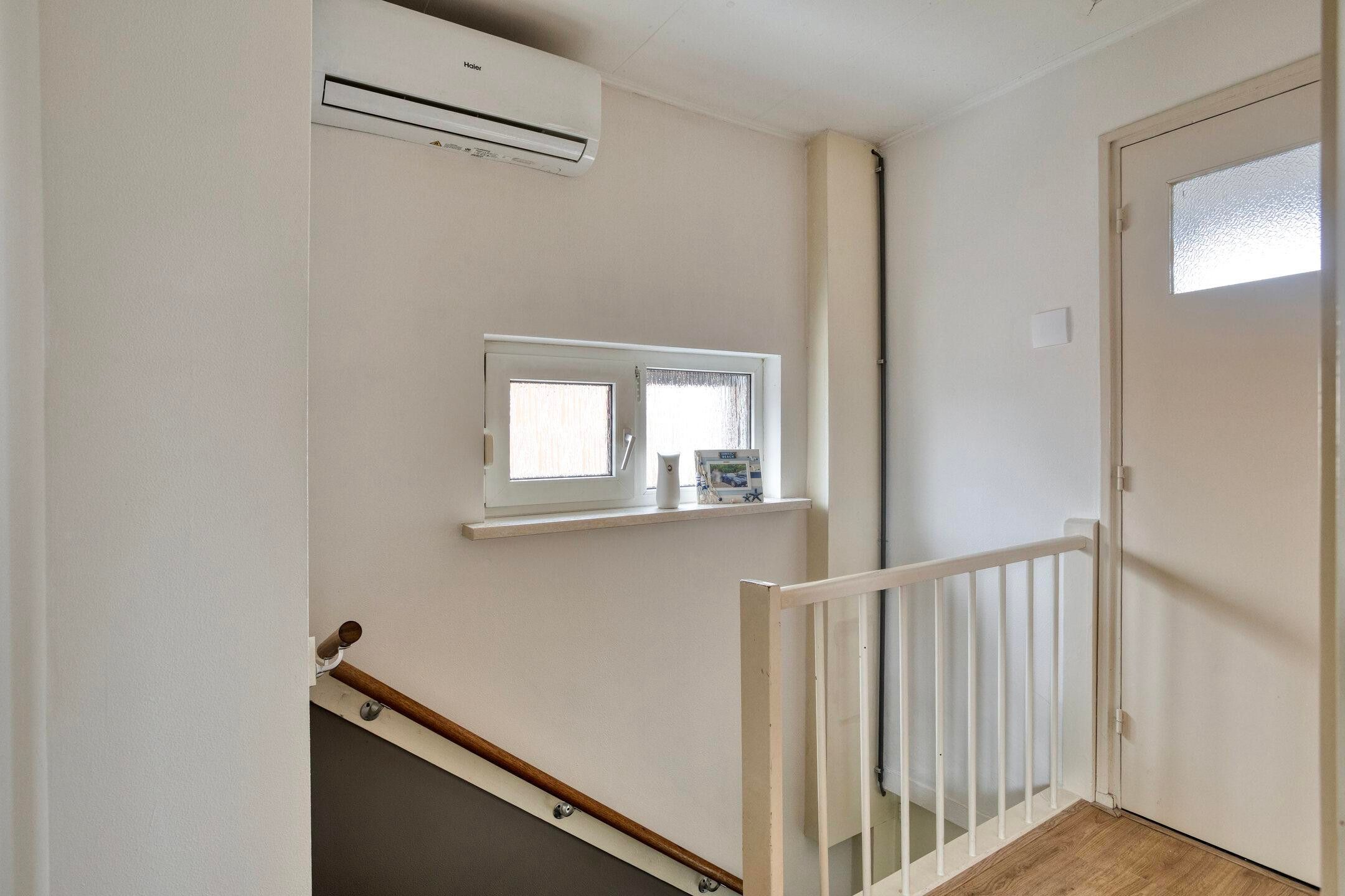 Photo 15 of Prins Hendrikstraat 48