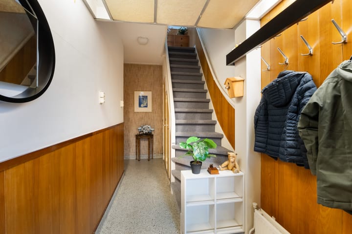 Foto 9 van van Baerlestraat 28