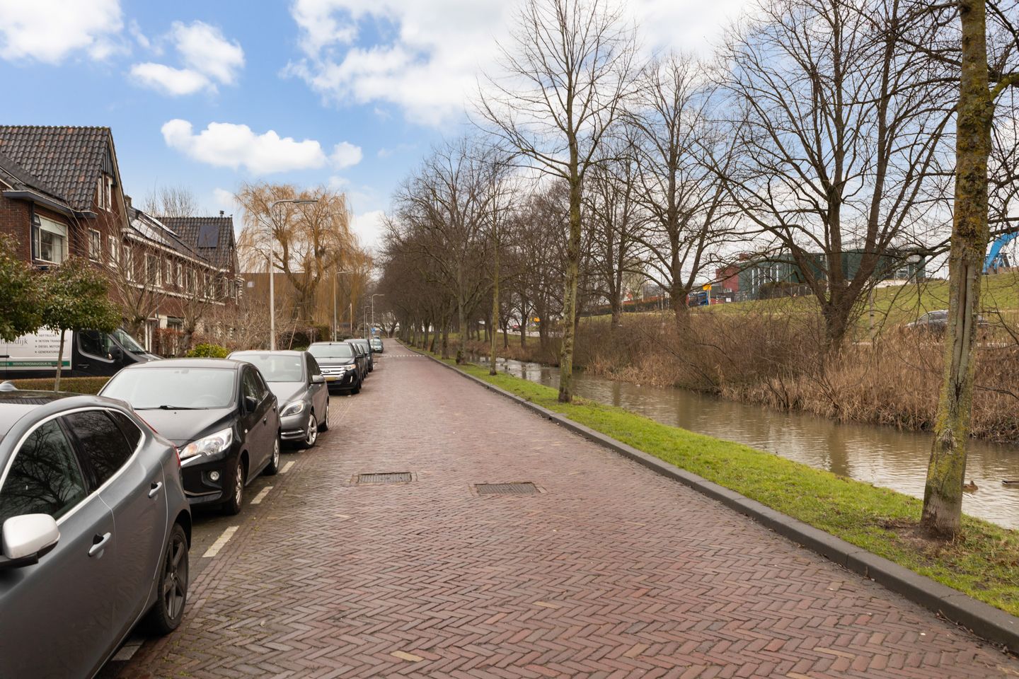 Foto 44 van van Baerlestraat 28