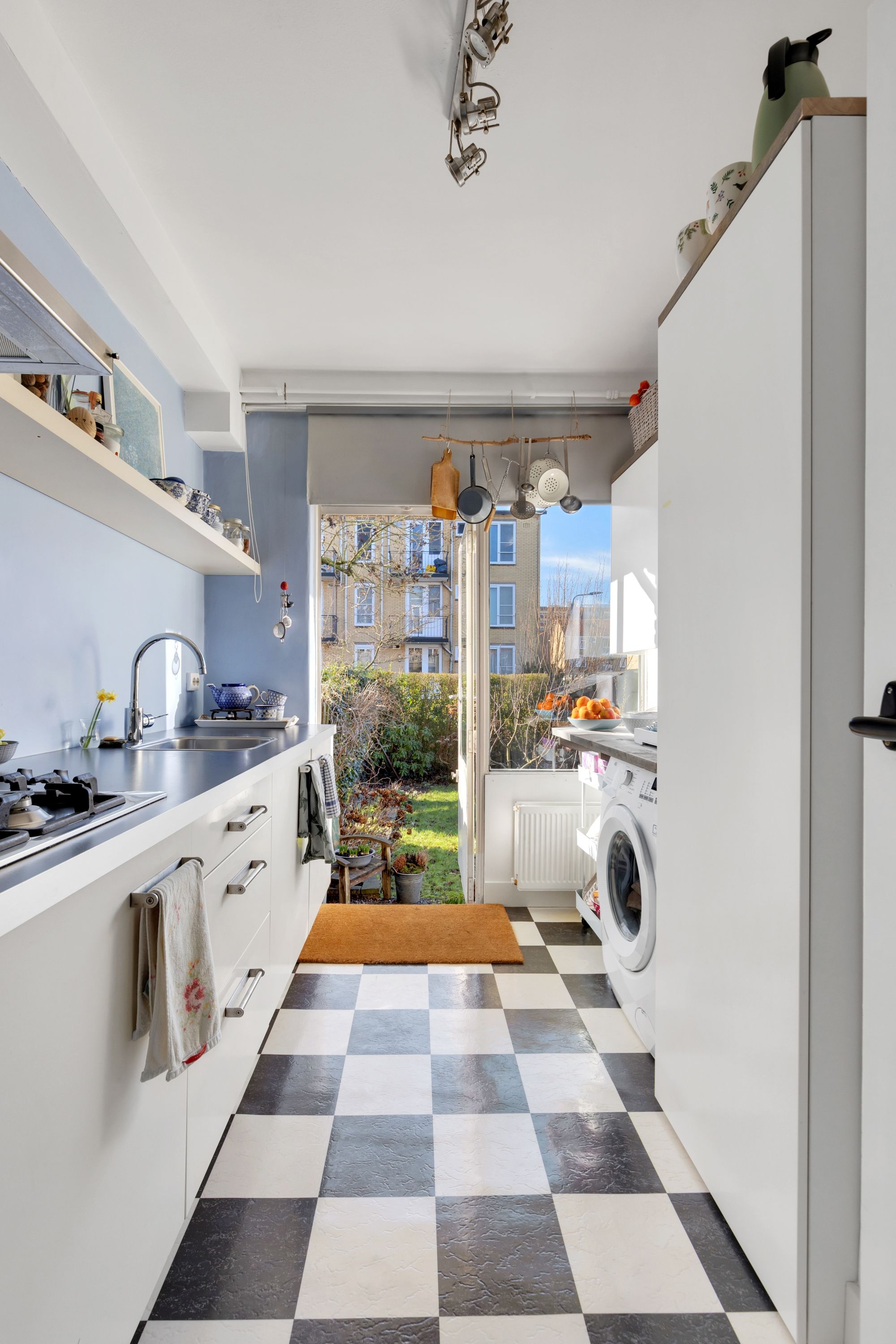 Foto 21 van Frederik Hendriklaan 45