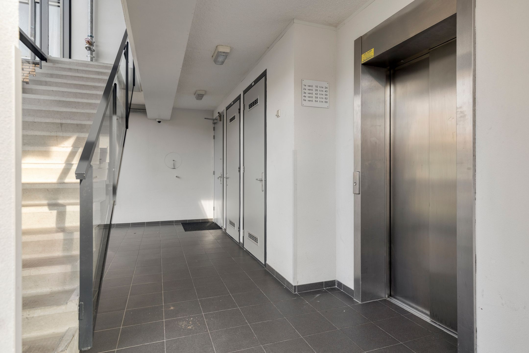 Foto 6 van Kometenstraat 42