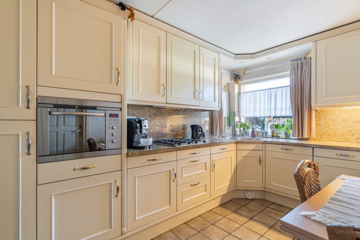 Foto 3 van Eutropiastraat 4