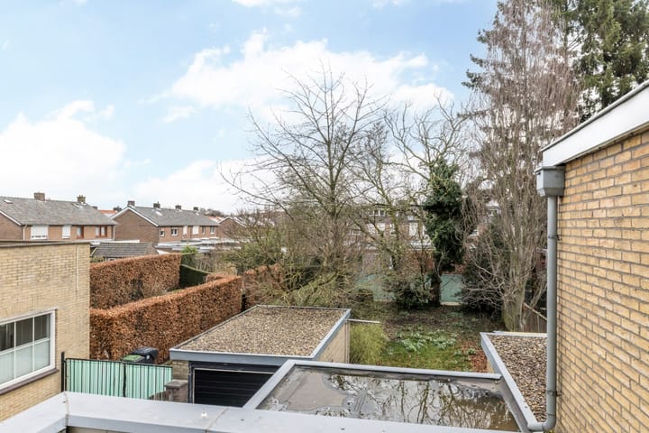 Foto 24 van Rijksweg Zuid 107