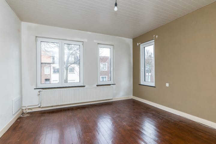 Foto 25 van Rijksweg Zuid 107