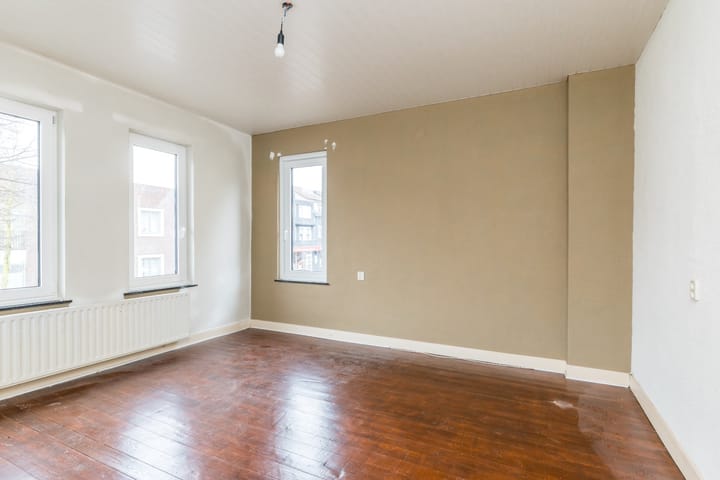 Foto 26 van Rijksweg Zuid 107