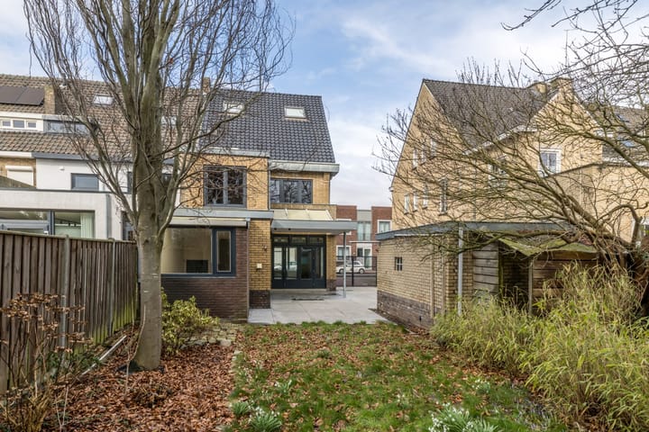 Foto 40 van Rijksweg Zuid 107