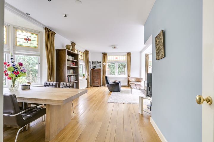 Foto 4 van van Oosthuyselaan 53