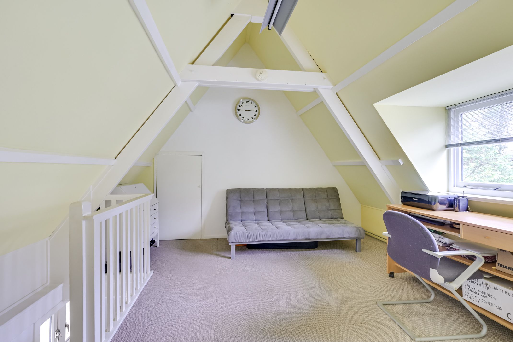 Photo 21 of van Oosthuyselaan 53