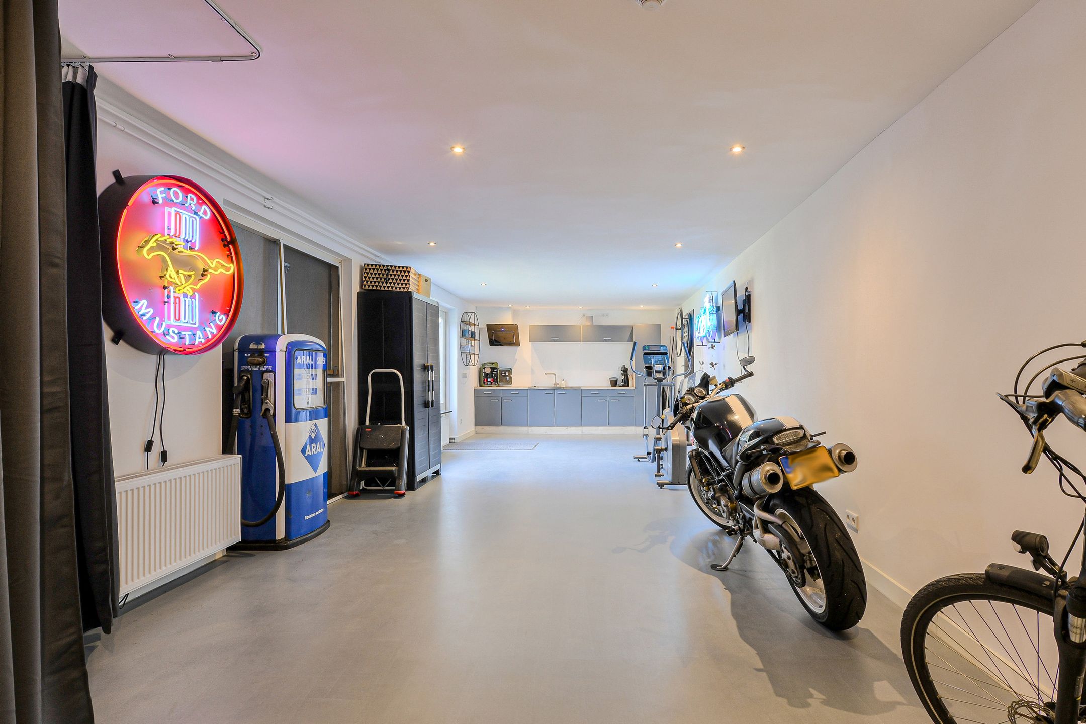 Foto 33 van Heer Arnoudstraat 1