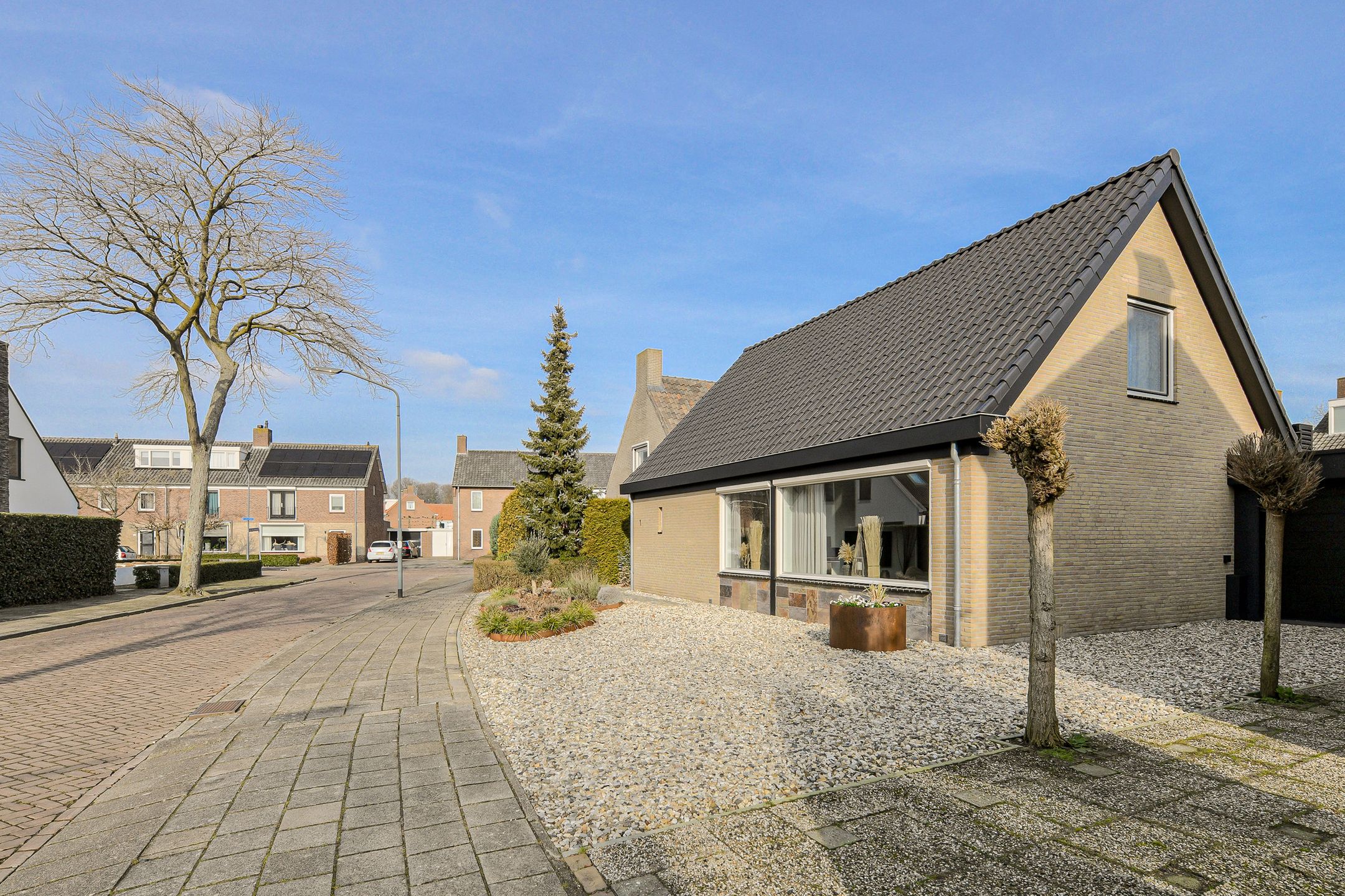 Foto 42 van Heer Arnoudstraat 1