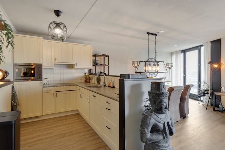 Foto 21 van Spoorstraat 51