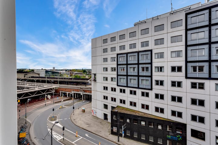 Foto 44 van Spoorstraat 51