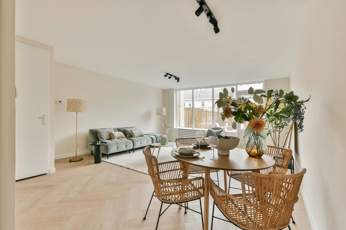 Photo 4 of Charta 77-Vaart 31