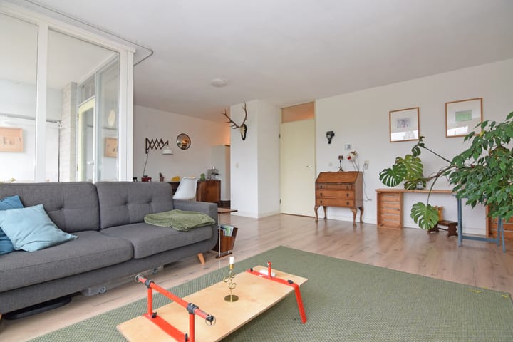 Foto 5 van Aartsbisschop Romerostraat 371