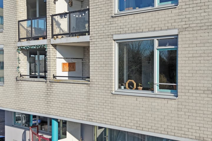 Foto 20 van Aartsbisschop Romerostraat 371