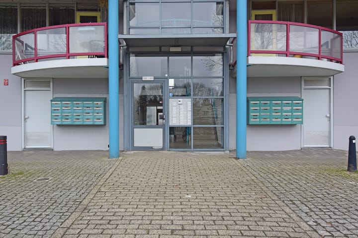 Foto 25 van Aartsbisschop Romerostraat 371